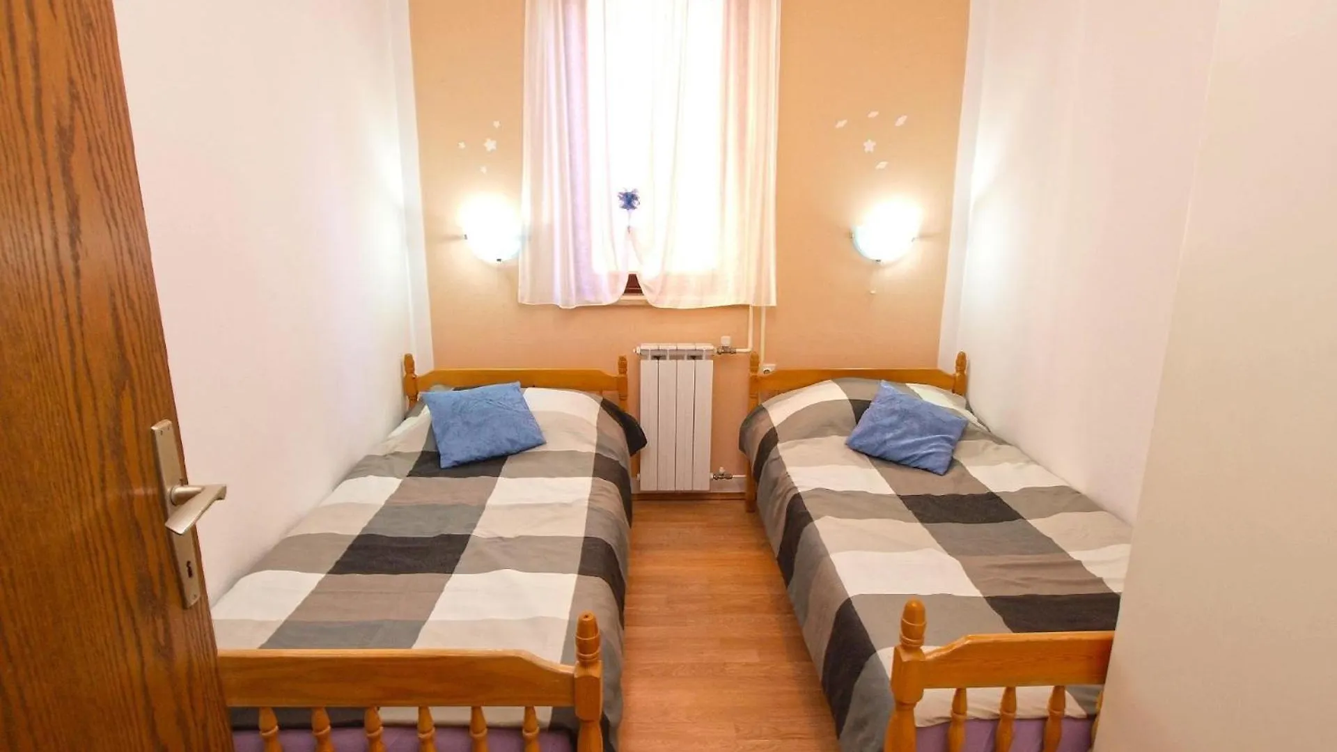Ferienwohnung Fuer 5 Personen Ca 50 Qm In Fazana, Istrien Istrische Riviera Fazana
